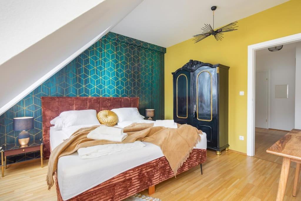 „luxury Loft View“ 4br / Near Centre / Schoenbrun Wenen